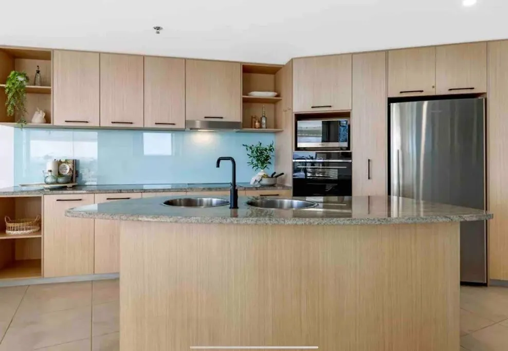 Sea-Esta La Vista Apartment Maroochydore 0*,