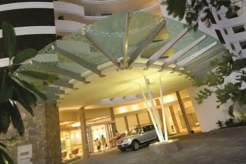 Sea-Esta La Vista Apartment Maroochydore
